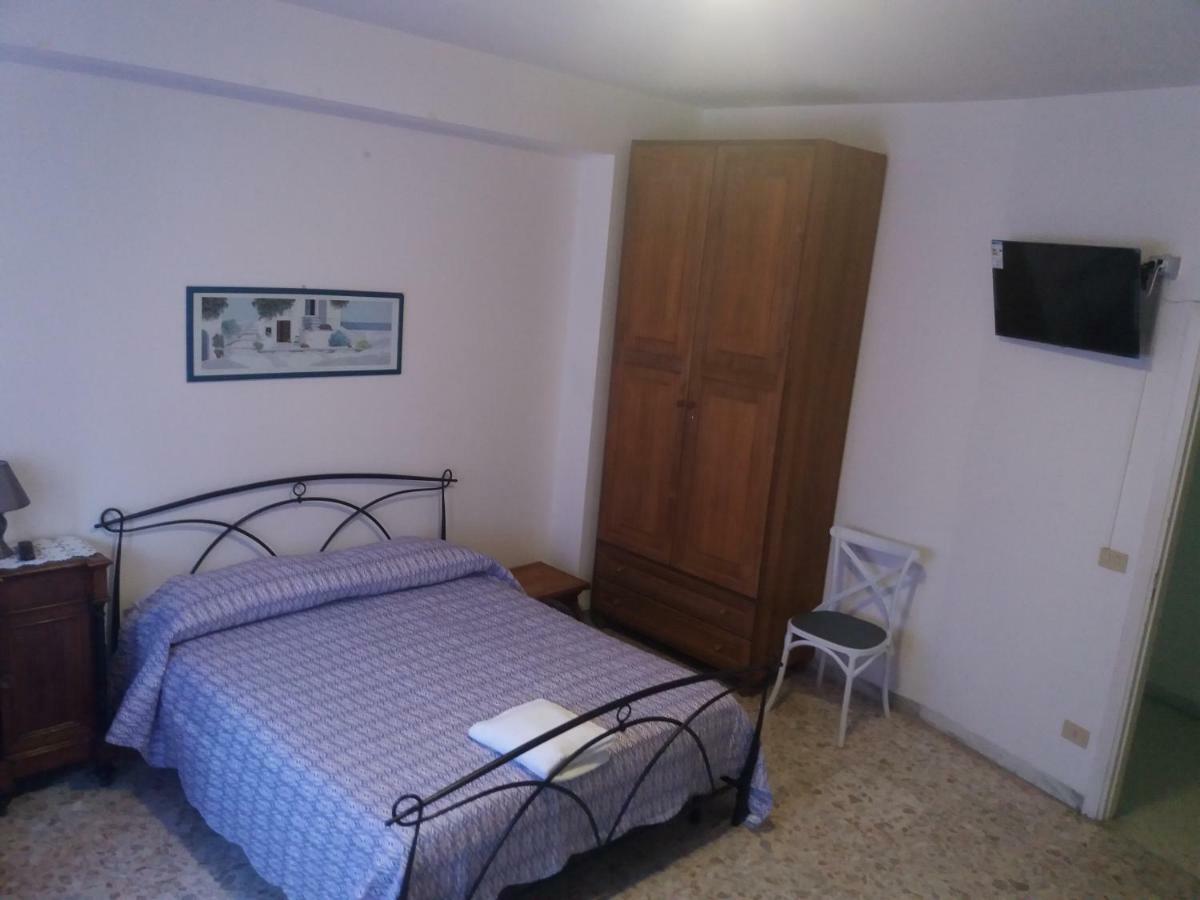 Apartament Silvy Trastevere ローマ エクステリア 写真