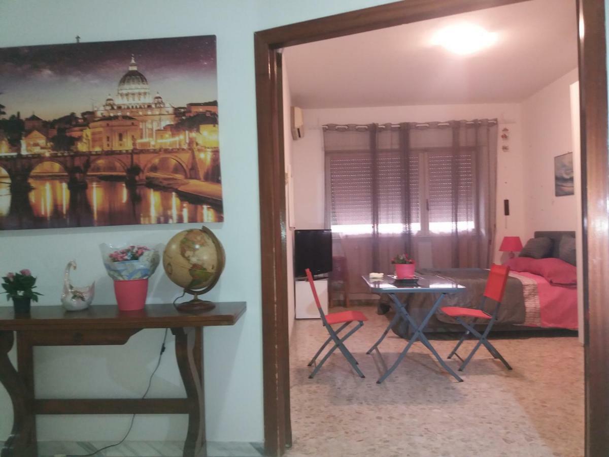 Apartament Silvy Trastevere ローマ エクステリア 写真