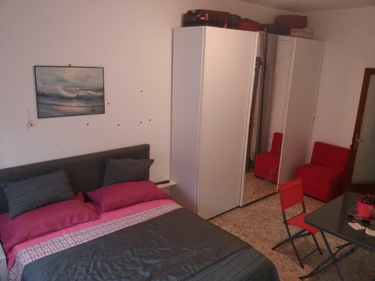 Apartament Silvy Trastevere ローマ エクステリア 写真